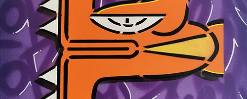 Tableau de l'artiste graffeur Oré. Quetzalcóatl au premier plan avec des graffitis à l'arrière du tableau.